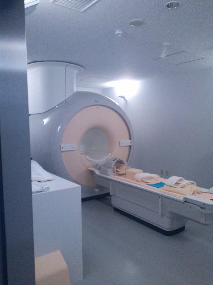 MRI